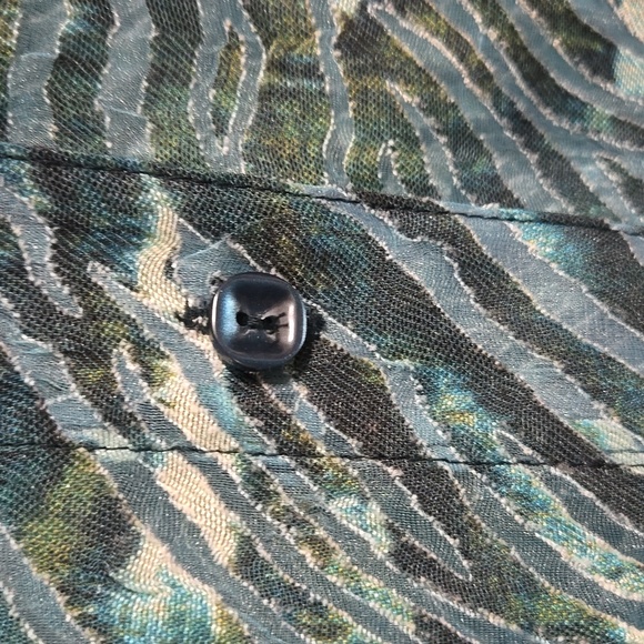 Allison Daley 3/4 Sleeve Button-down Blouse - Picture 4 of 8